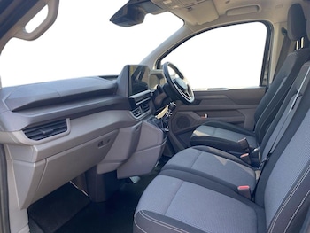 Used Volkswagen Transporter 2025 for sale - 79230668: Photo