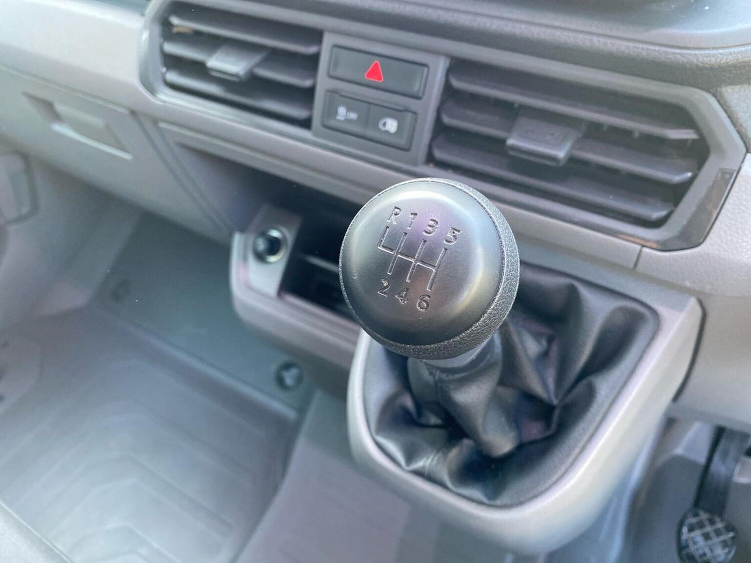 Used Volkswagen Crafter 2025 for sale - 78195349: Photo 22