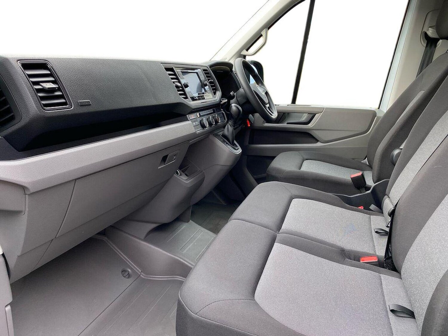 Used Volkswagen Crafter 2024 for sale - 76497280: Photo 4