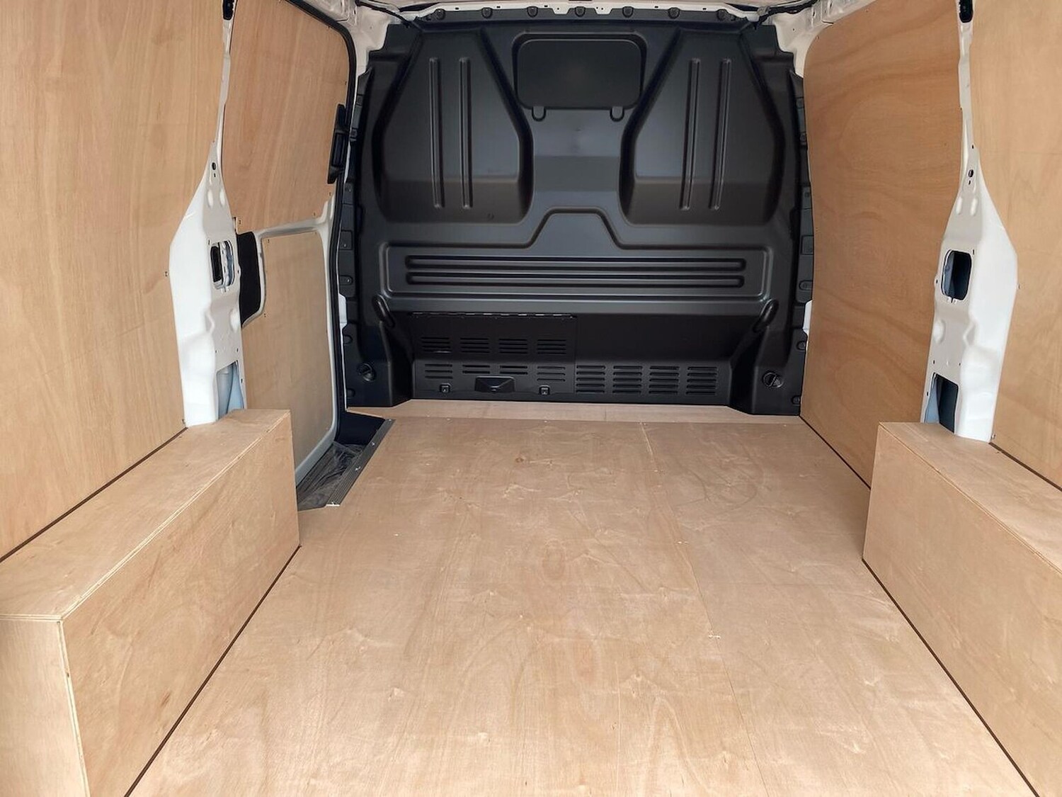 Used Volkswagen Transporter 2025 for sale - 77488709: Photo 11