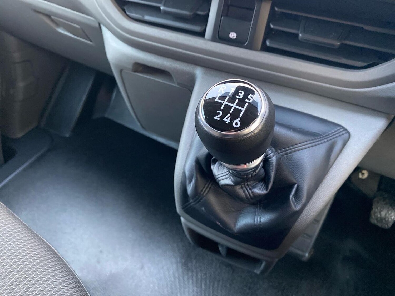 Used Volkswagen Transporter 2025 for sale - 76735597: Photo 22