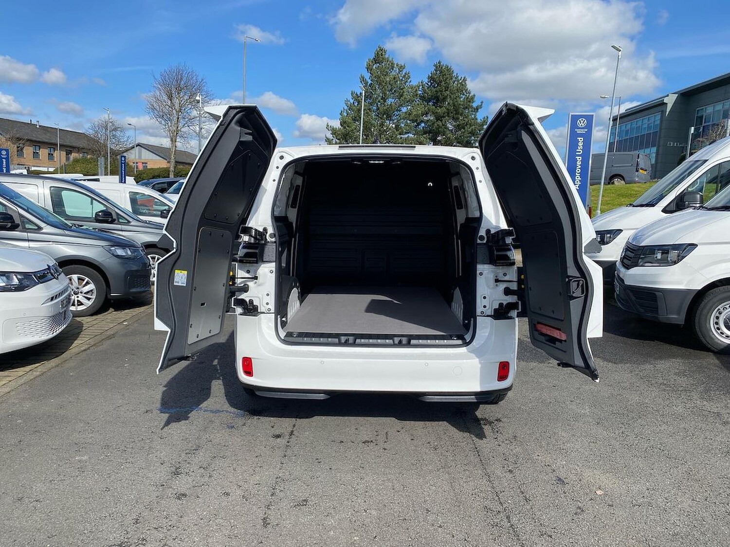 Used Volkswagen ID.Buzz 2026 for sale - 78195426: Photo 24