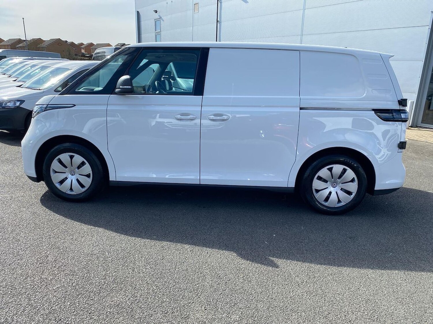 Used Volkswagen ID.Buzz 2026 for sale - 78195426: Photo 28