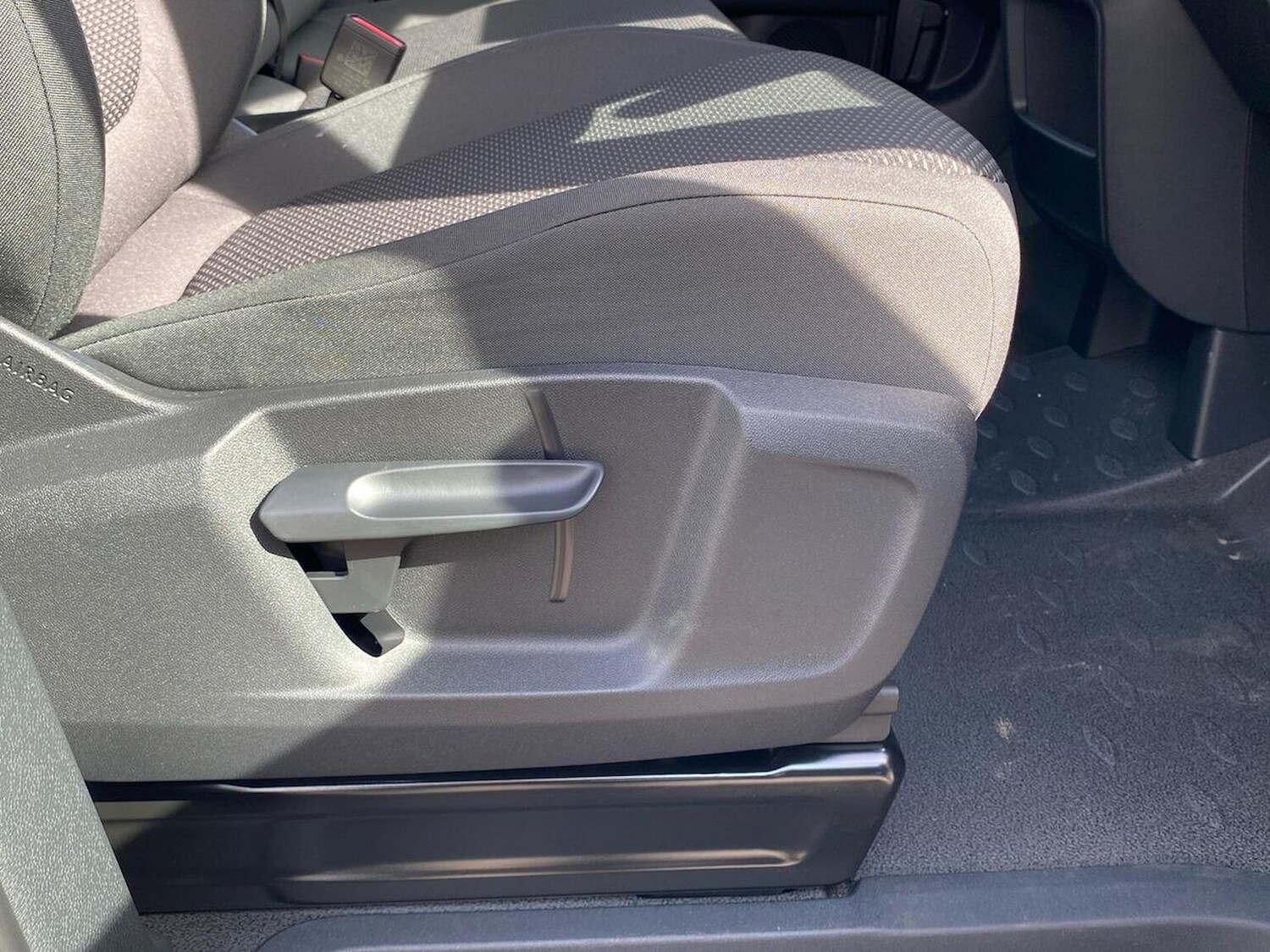 Used Volkswagen ID.Buzz 2026 for sale - 78195426: Photo 31