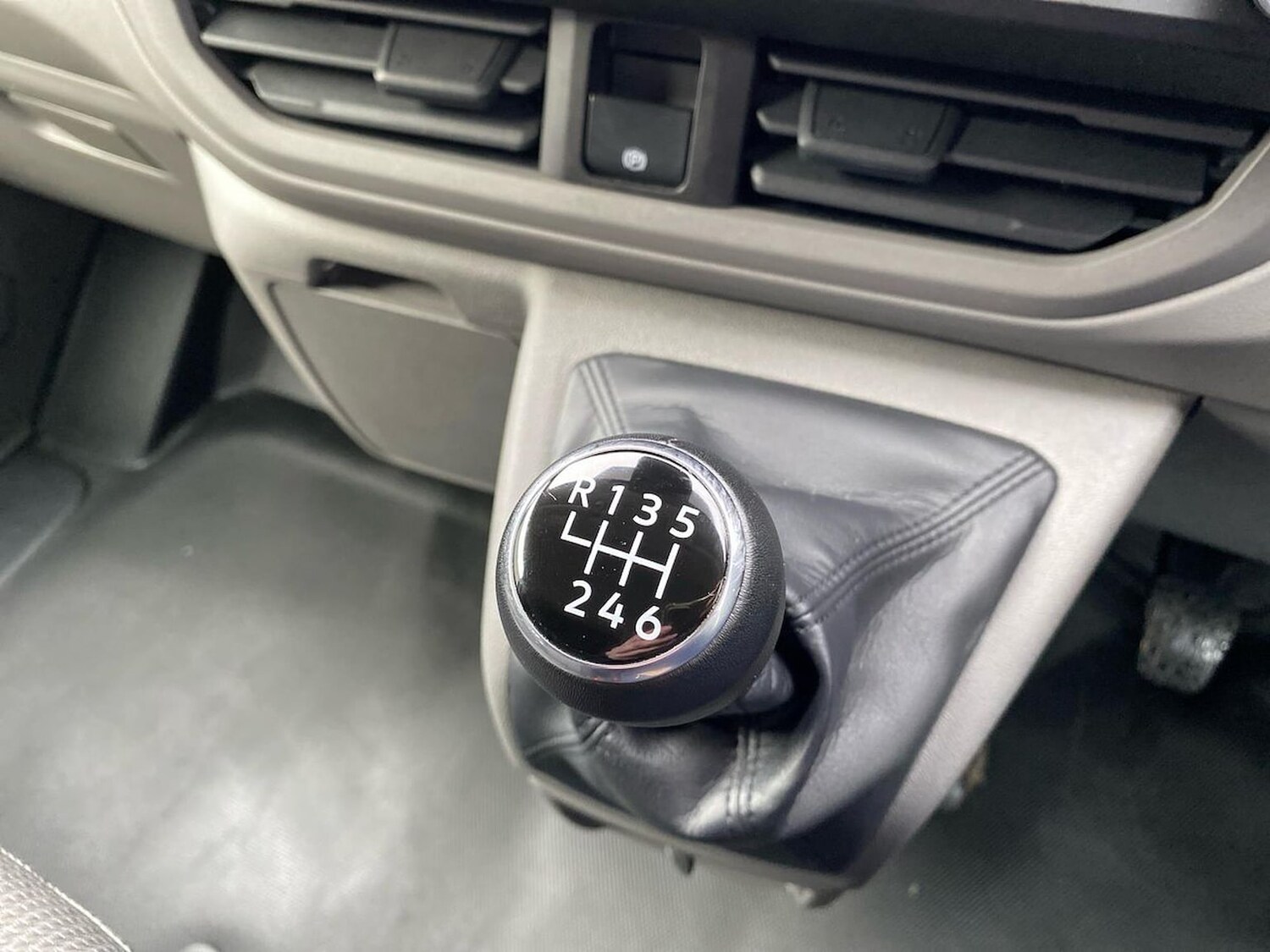 Used Volkswagen Transporter 2025 for sale - 78144520: Photo 22