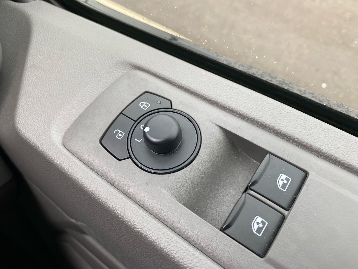 Used Volkswagen Transporter 2025 for sale - 78144520: Photo 27