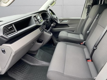 Used Volkswagen Transporter 2024 for sale - 75498218: Photo