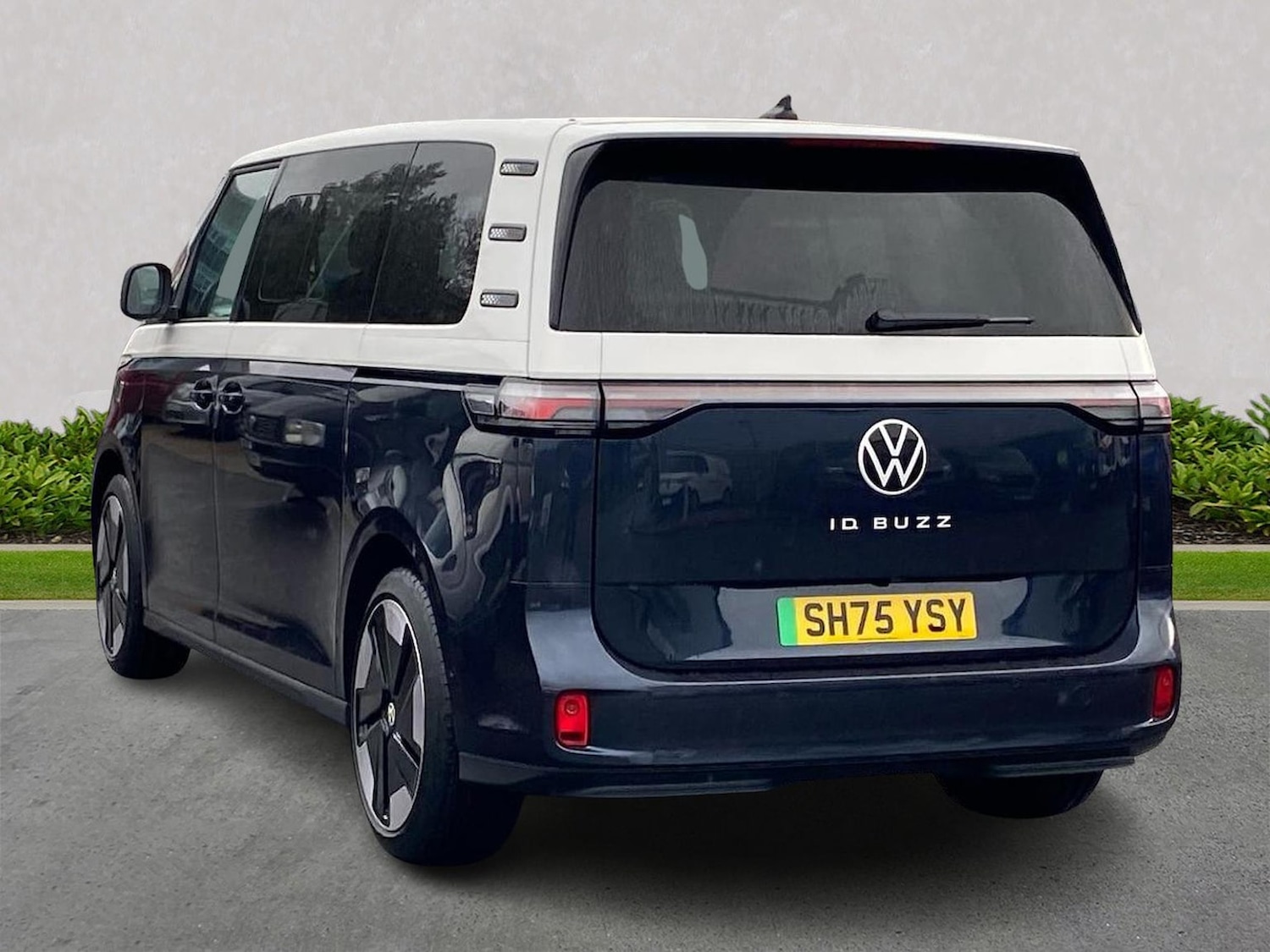 Used Volkswagen ID.Buzz 2025 for sale - 76763442: Photo 5