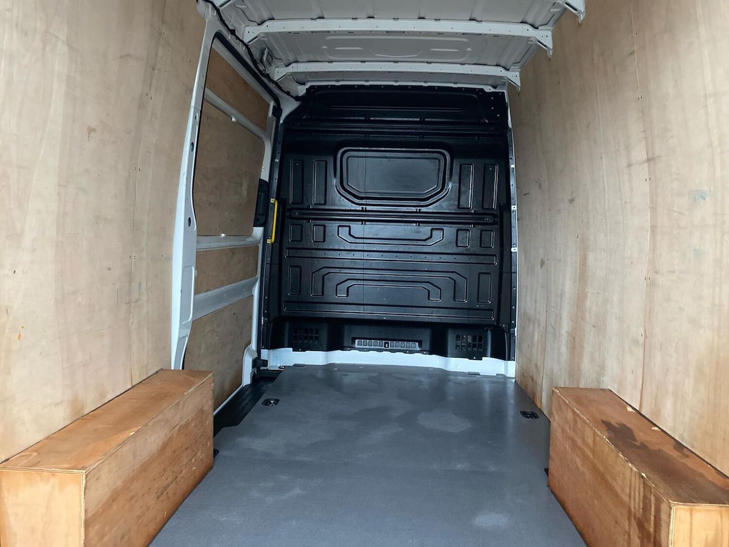 Used Volkswagen Crafter 2025 for sale - 76455332: Photo 11