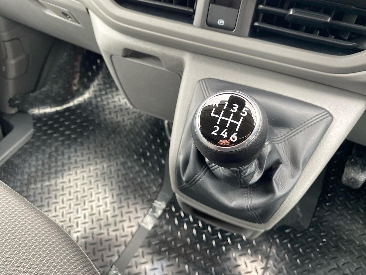 Used Volkswagen Transporter 2025 for sale - 77488674: Photo 20