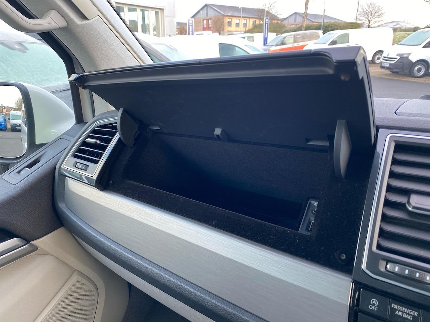 Used Volkswagen California 2019 for sale - 78195374: Photo 35