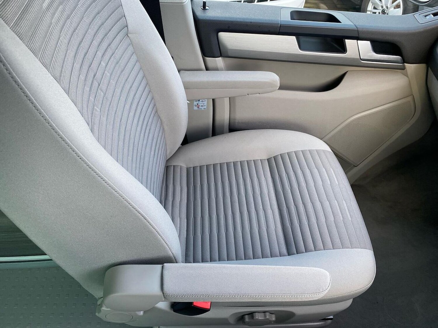 Used Volkswagen California 2019 for sale - 78195374: Photo 41