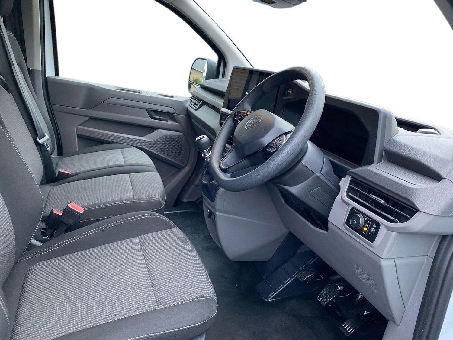 Used Volkswagen Transporter 2025 for sale - 77488630: Photo 8