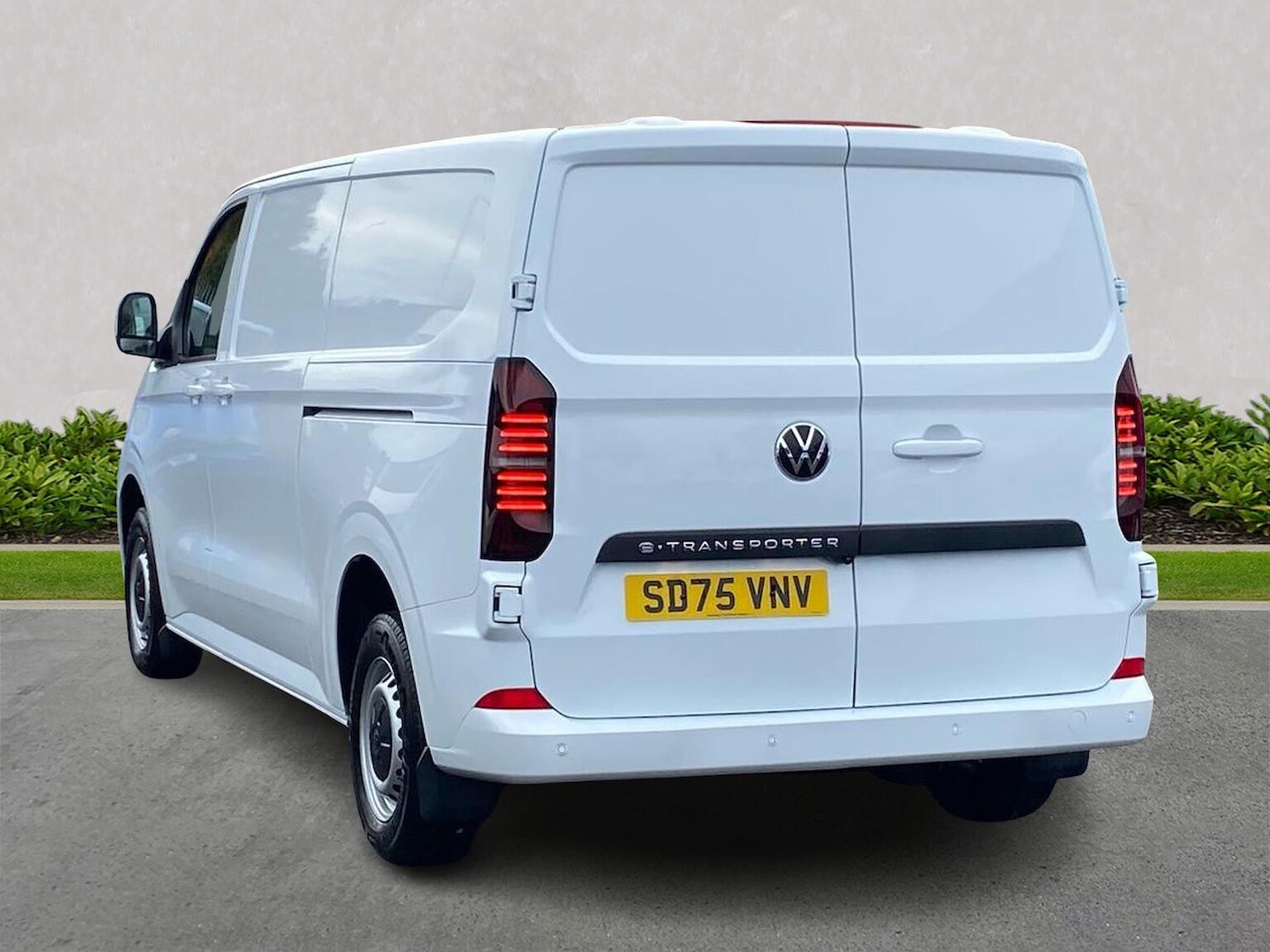 Used Volkswagen Transporter 2025 for sale - 76422326: Photo 5