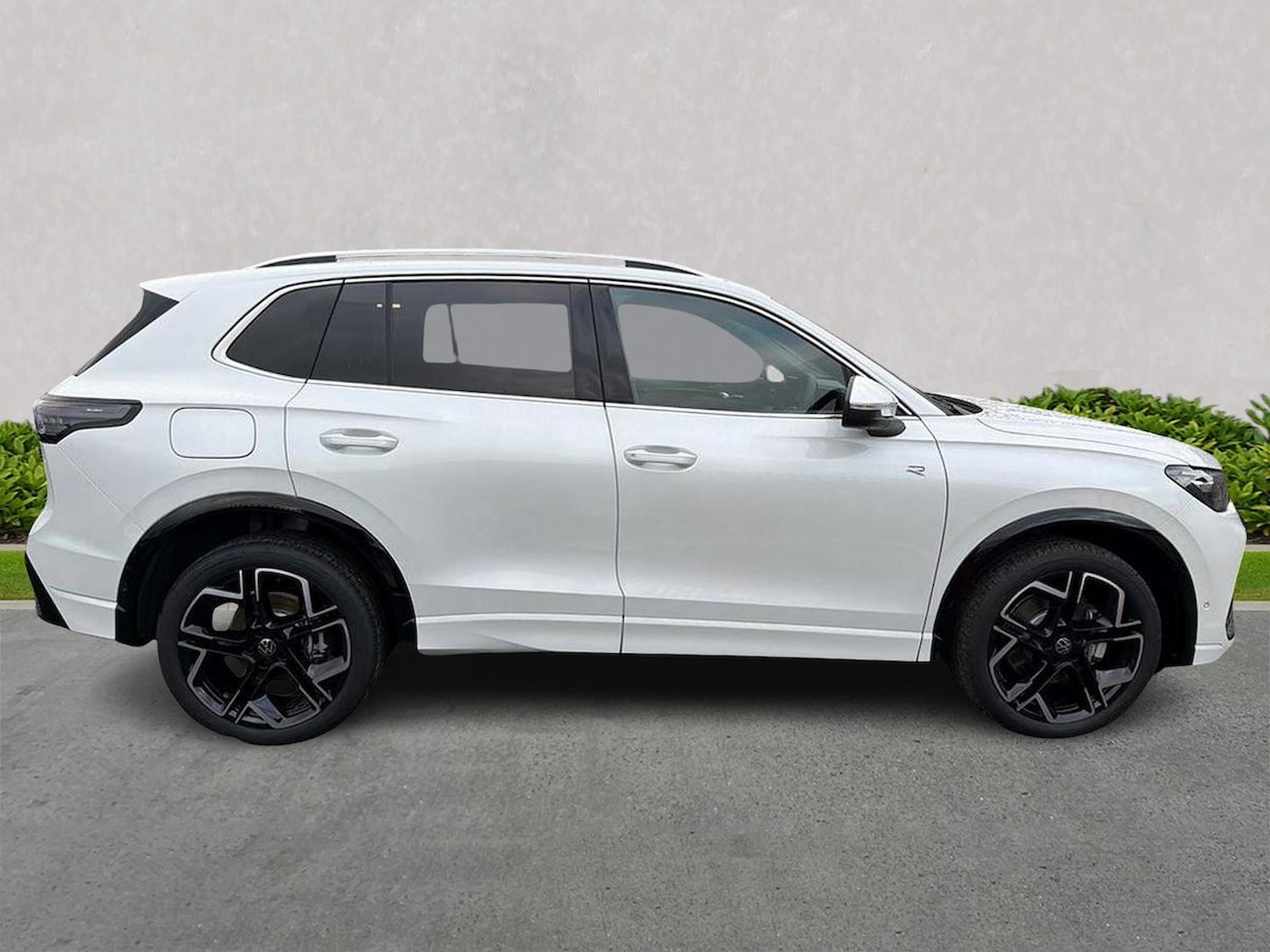 Used Volkswagen Tiguan 2026 for sale - 77901649: Photo 3