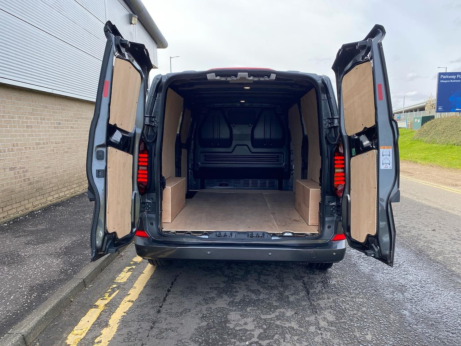 Used Volkswagen Transporter 2025 for sale - 78195360: Photo 26