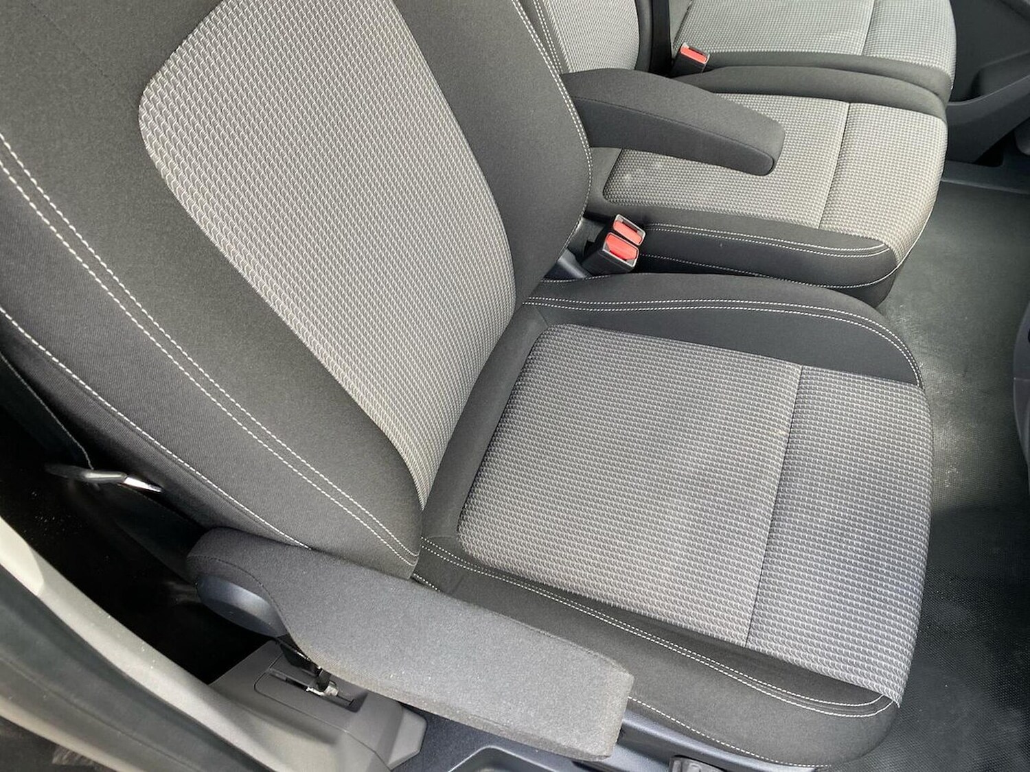 Used Volkswagen Transporter 2025 for sale - 78195360: Photo 33