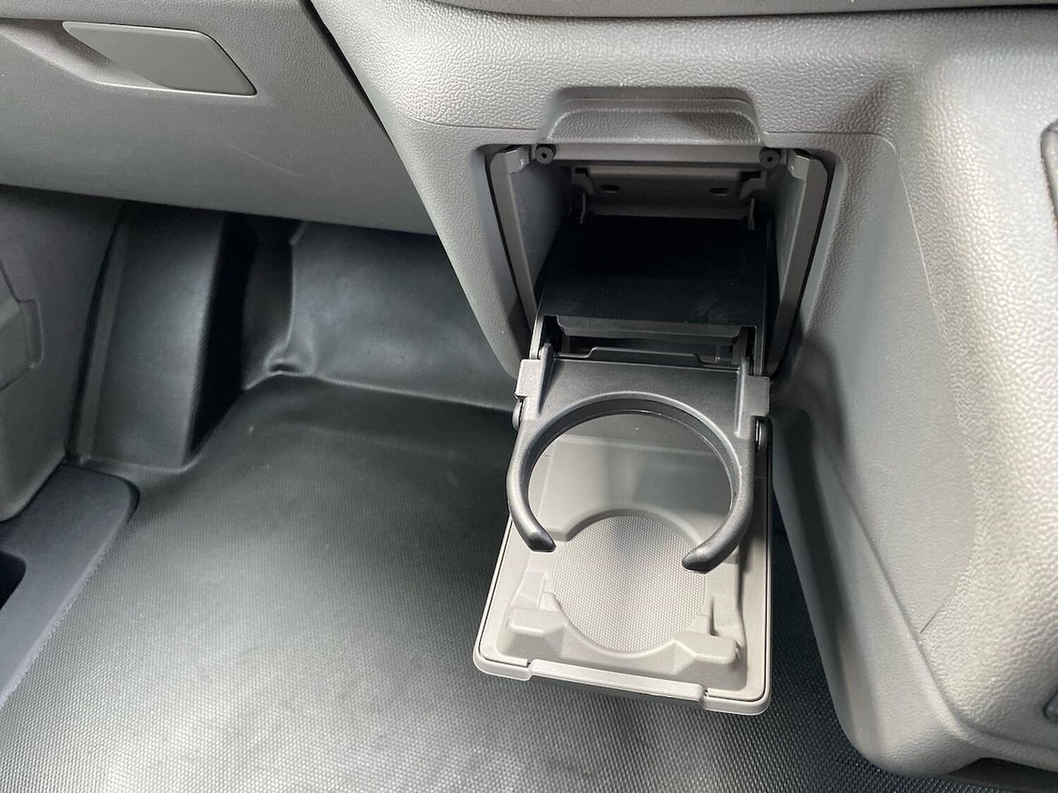 Used Volkswagen Transporter 2025 for sale - 78195360: Photo 37