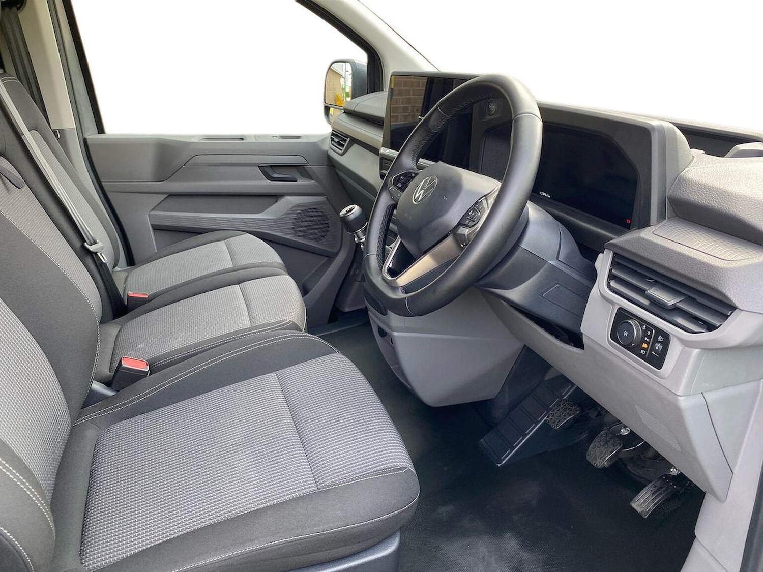 Used Volkswagen Transporter 2025 for sale - 78195360: Photo 8