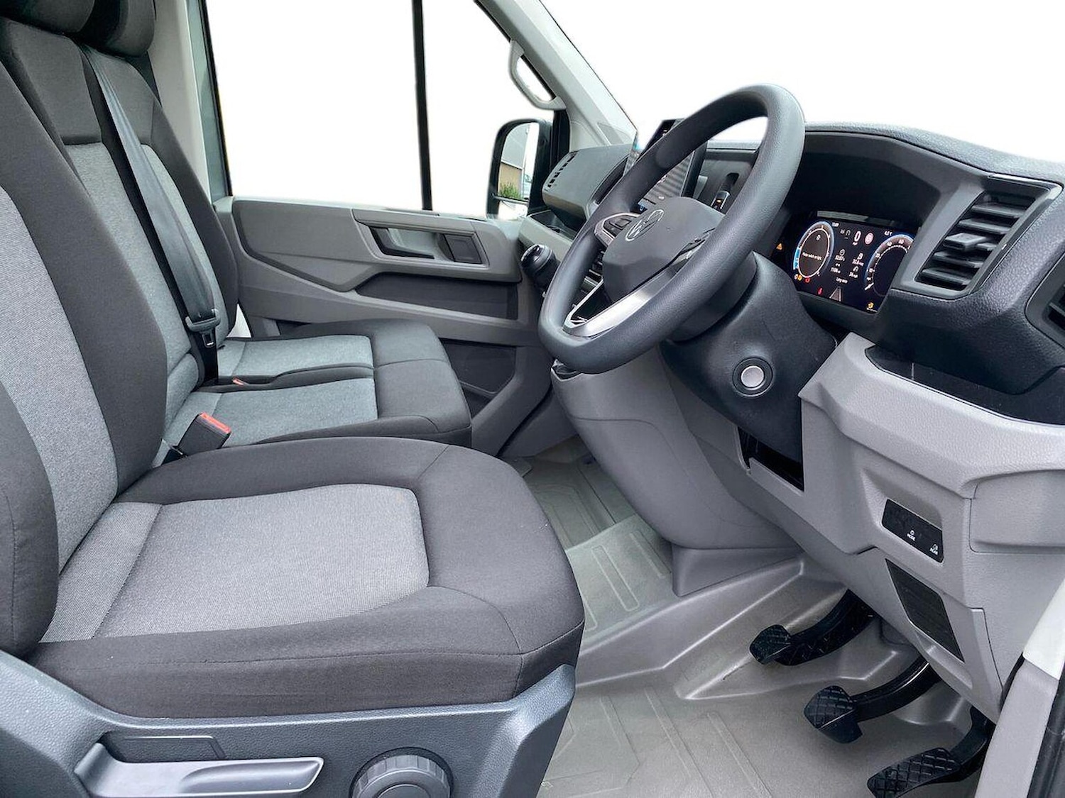 Used Volkswagen Crafter 2024 for sale - 77845374: Photo 6