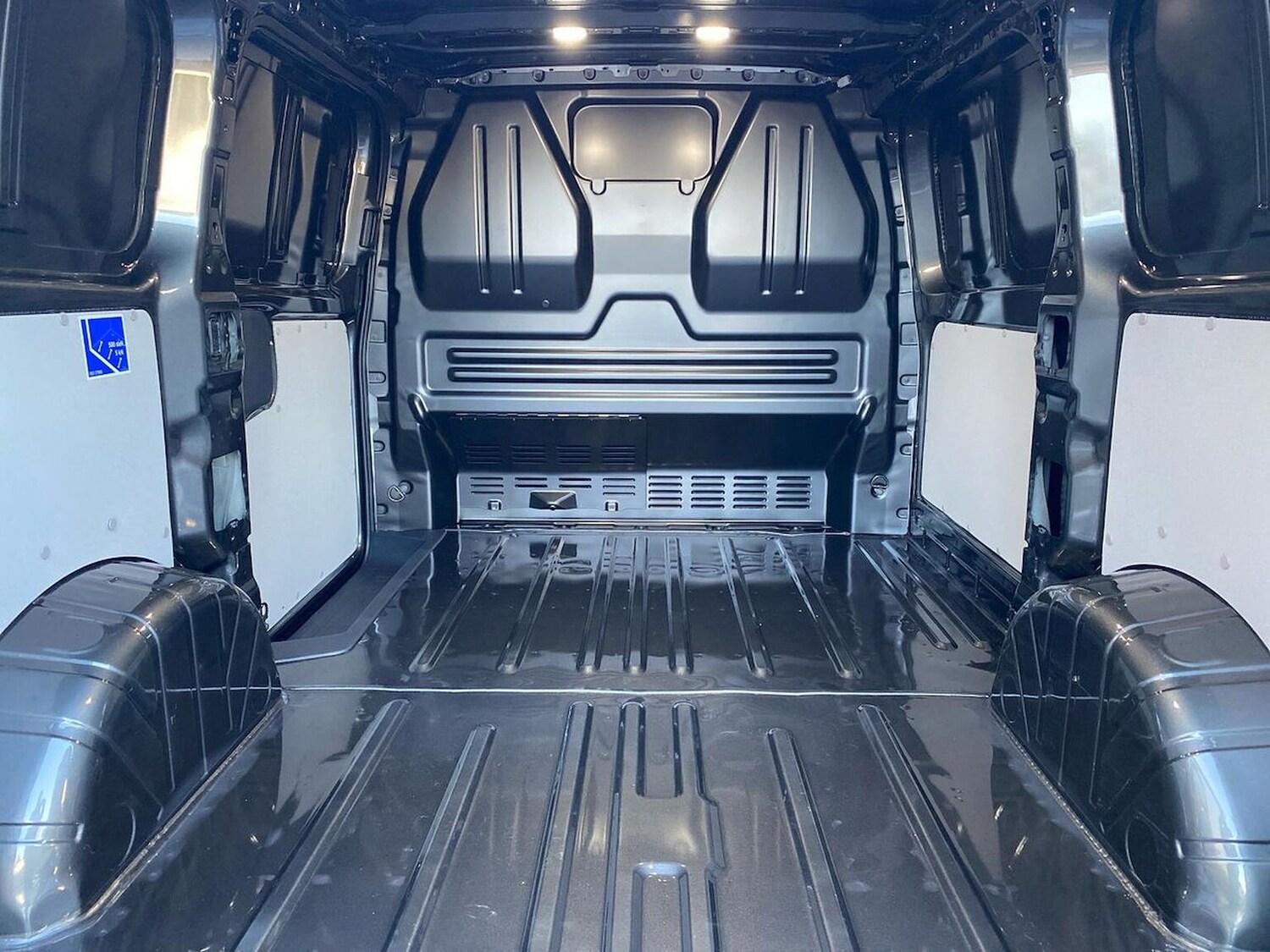 Used Volkswagen Transporter 2025 for sale - 77488599: Photo 13