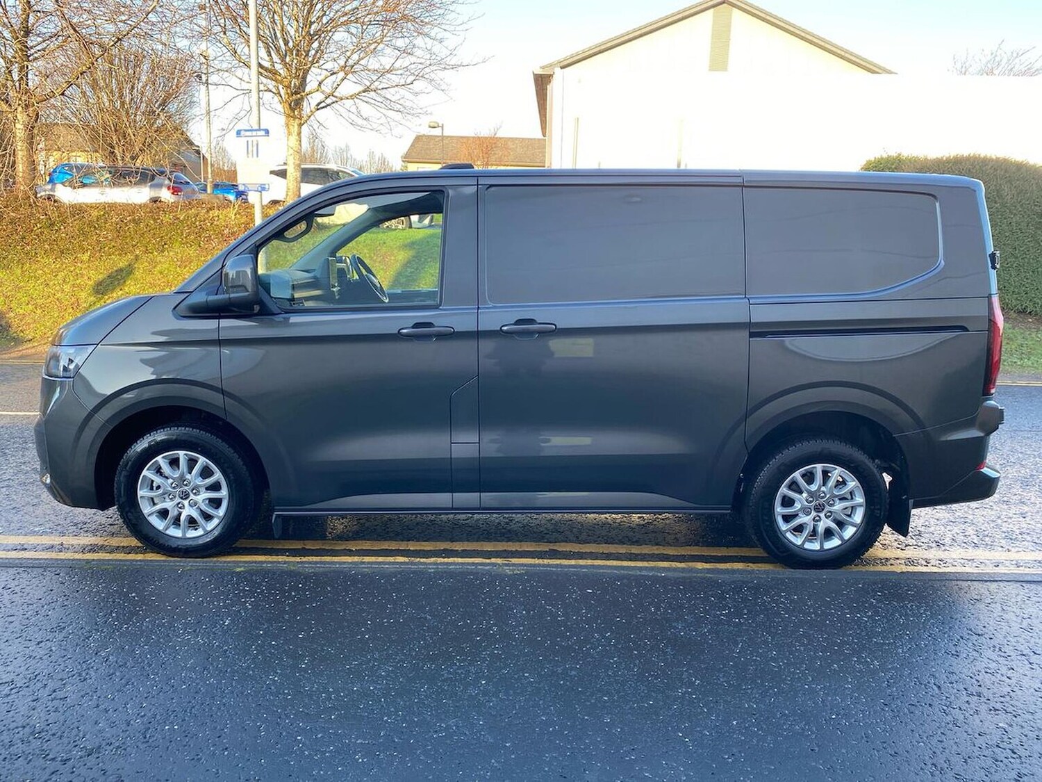 Used Volkswagen Transporter 2025 for sale - 77488599: Photo 30