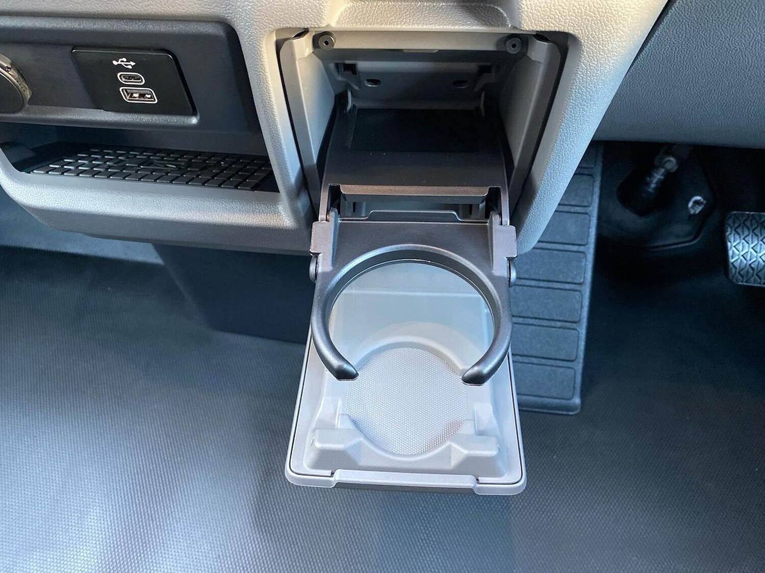 Used Volkswagen Transporter 2025 for sale - 77488599: Photo 37