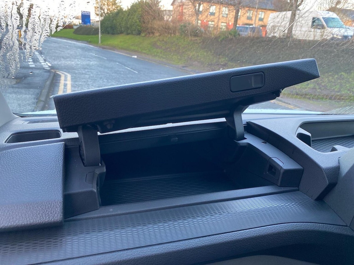 Used Volkswagen Transporter 2025 for sale - 76892099: Photo 32