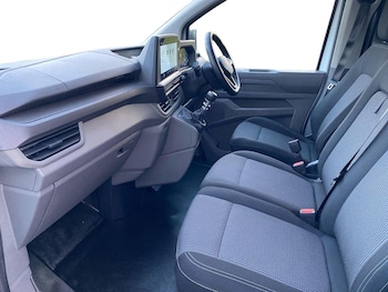 Used Volkswagen Transporter 2025 for sale - 76892099: Photo