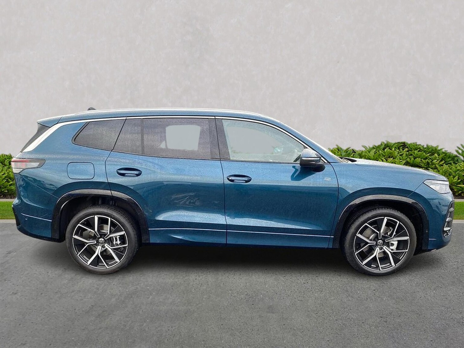 Used Volkswagen Touran 2025 for sale - 77488661: Photo 4