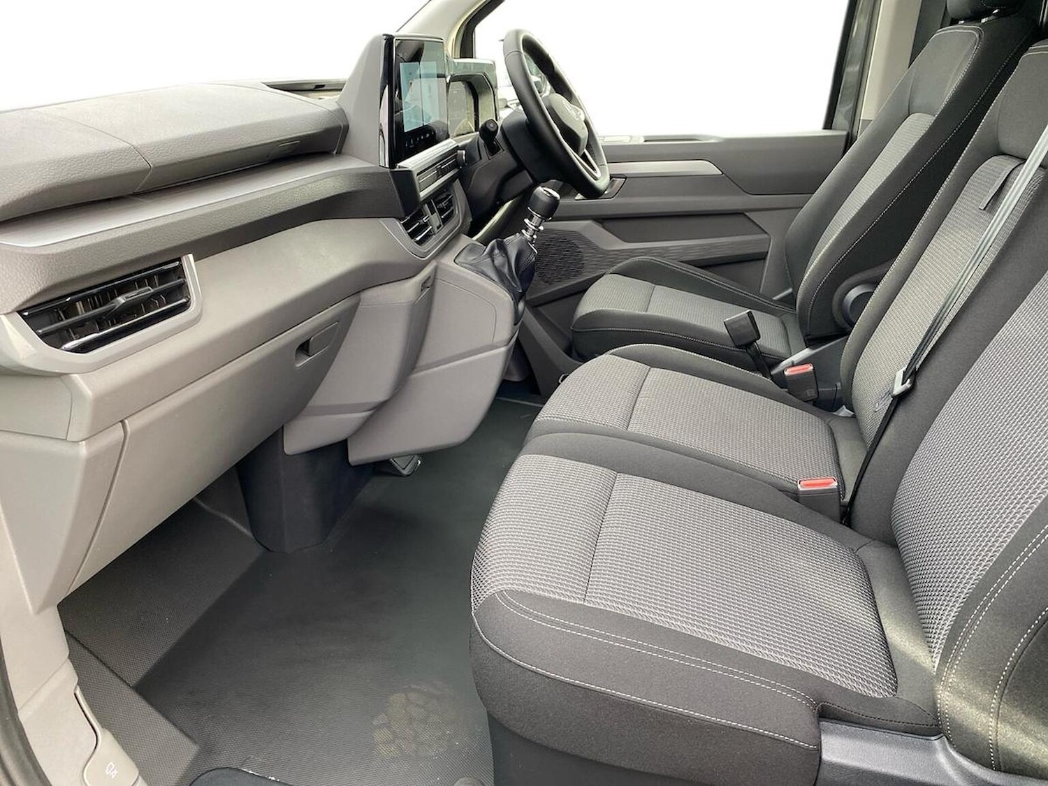 Used Volkswagen Transporter 2025 for sale - 77069982: Photo 2