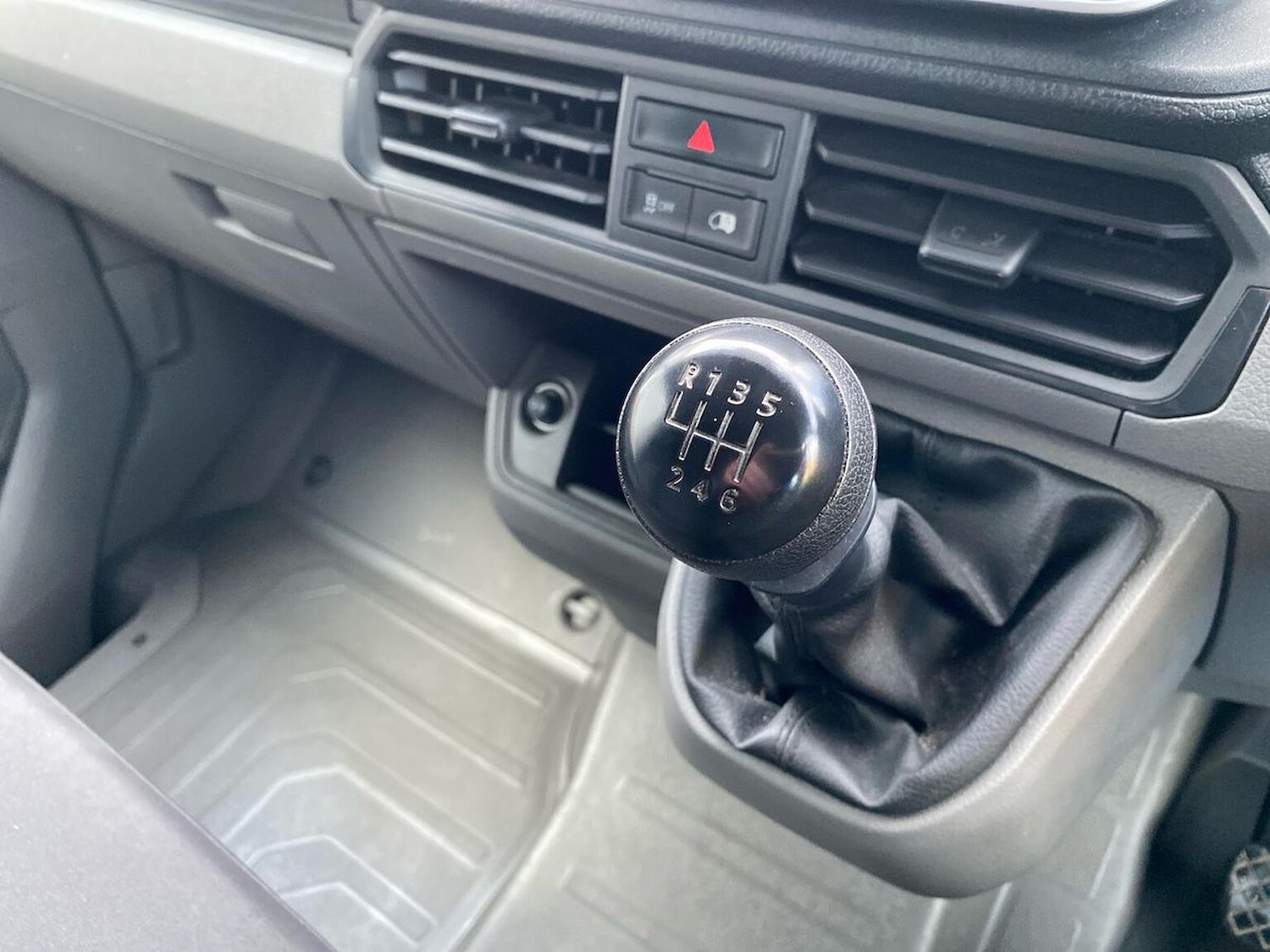 Used Volkswagen Crafter 2025 for sale - 77888603: Photo 20