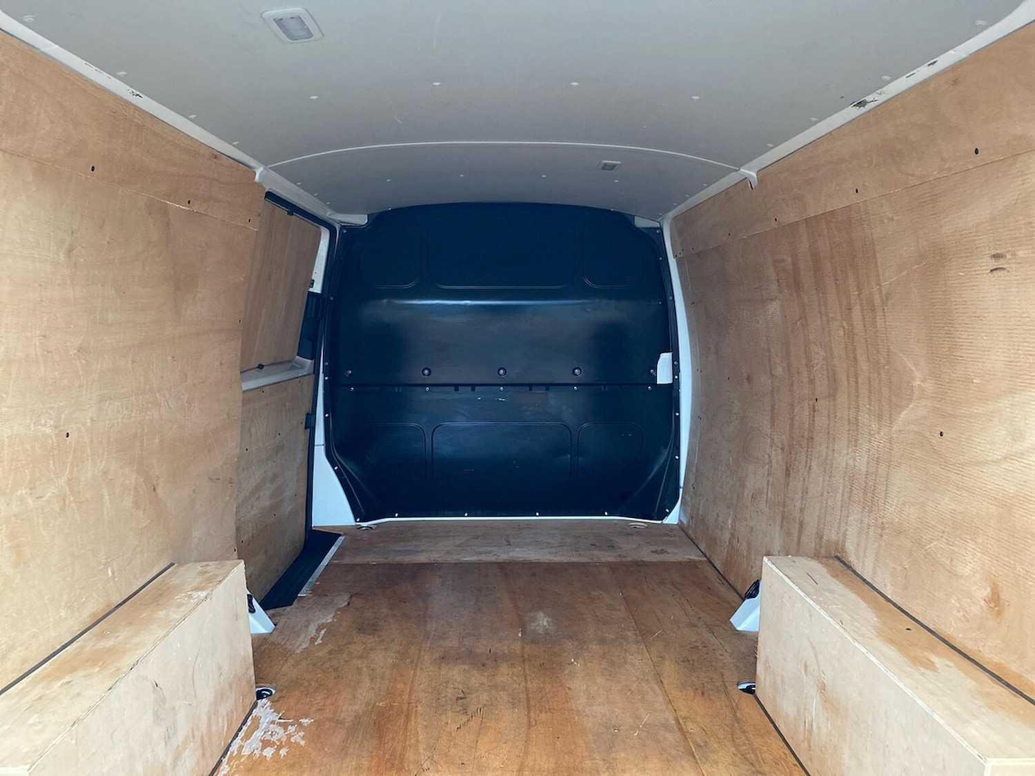 Used Volkswagen Transporter 2024 for sale - 76577189: Photo 11