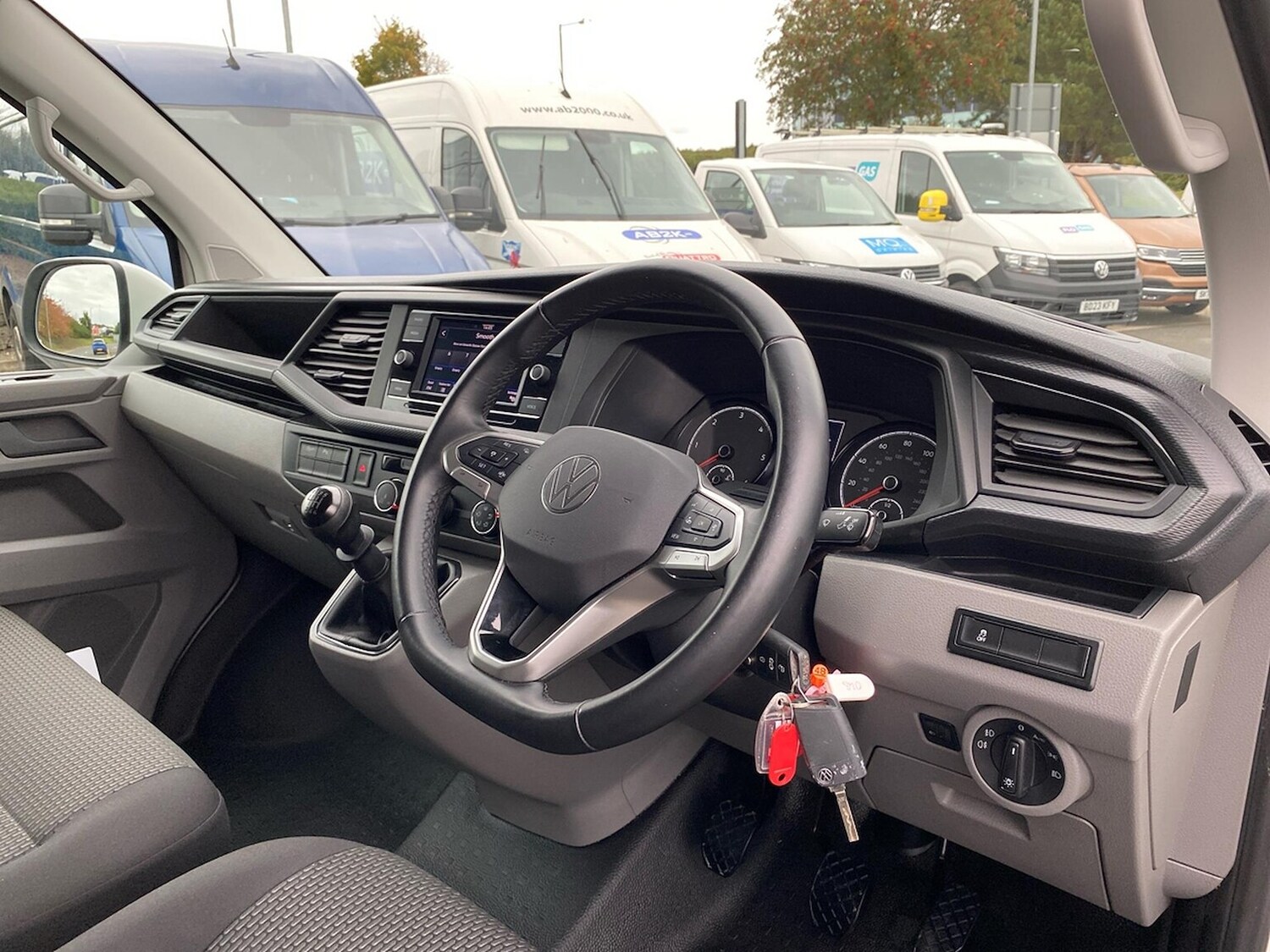 Used Volkswagen Transporter 2024 for sale - 76577189: Photo 12