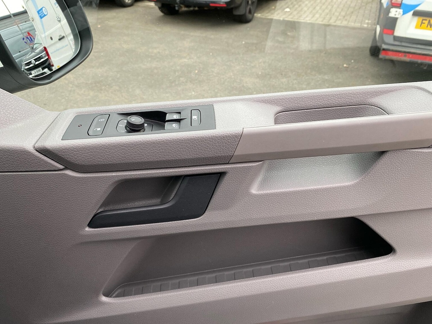 Used Volkswagen Transporter 2024 for sale - 76577189: Photo 14