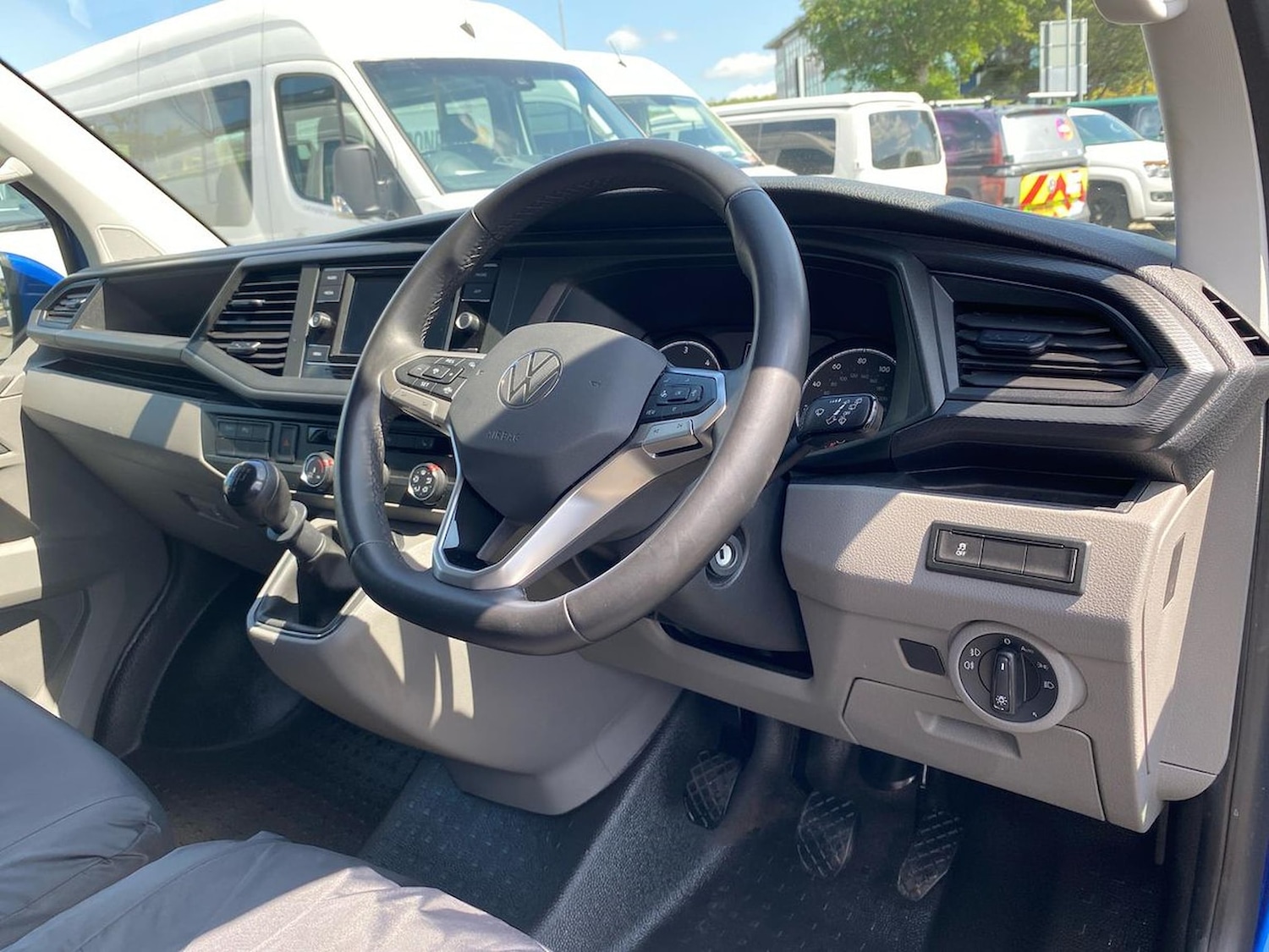 Used Volkswagen Transporter 2024 for sale - 77568674: Photo 12