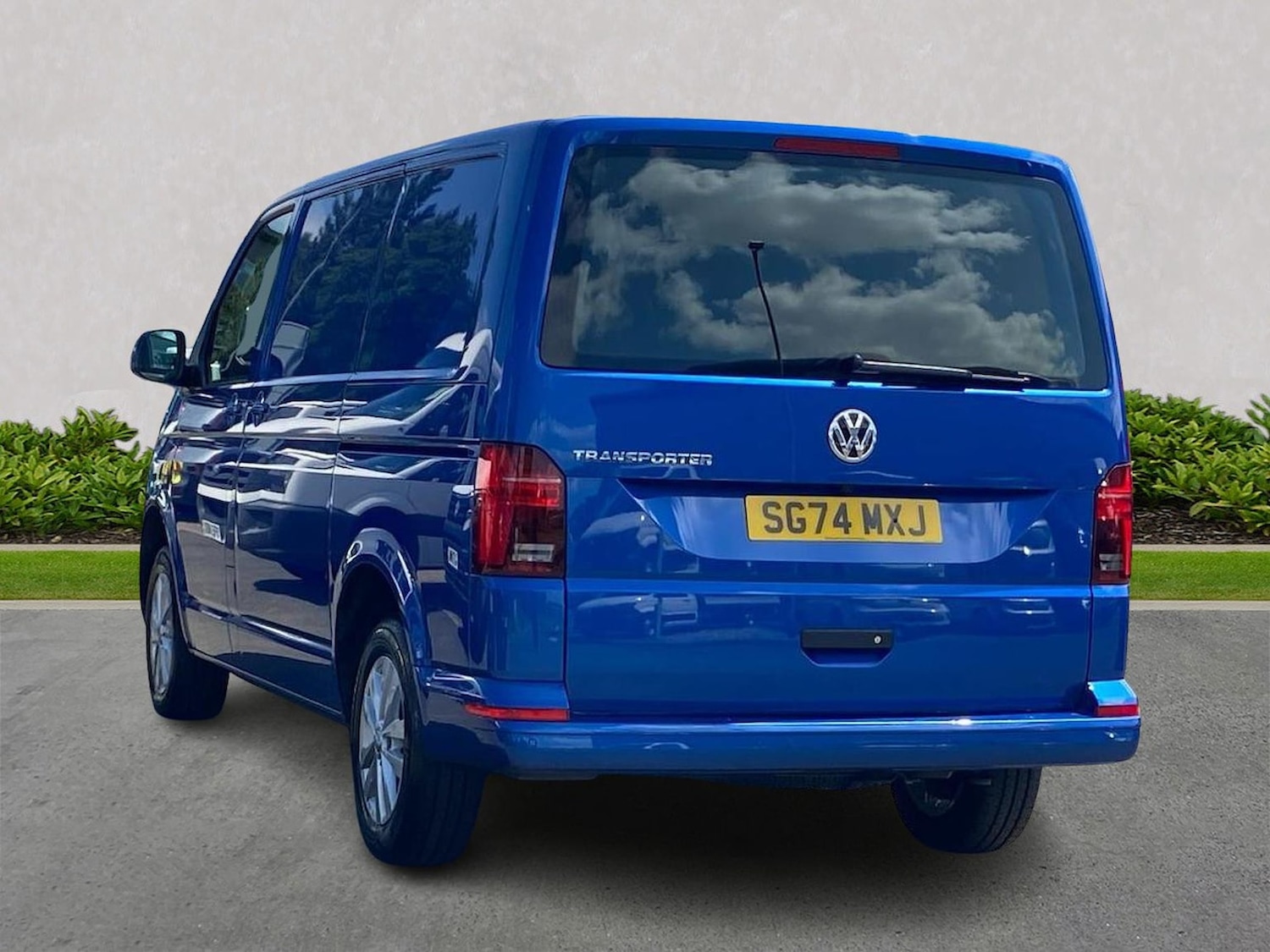 Used Volkswagen Transporter 2024 for sale - 77568674: Photo 3
