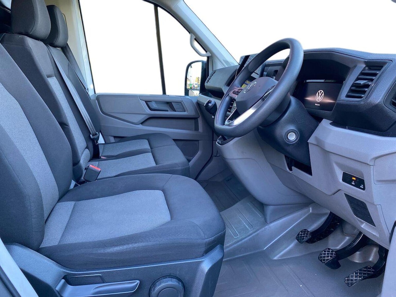 Used Volkswagen Crafter 2024 for sale - 77687986: Photo 6