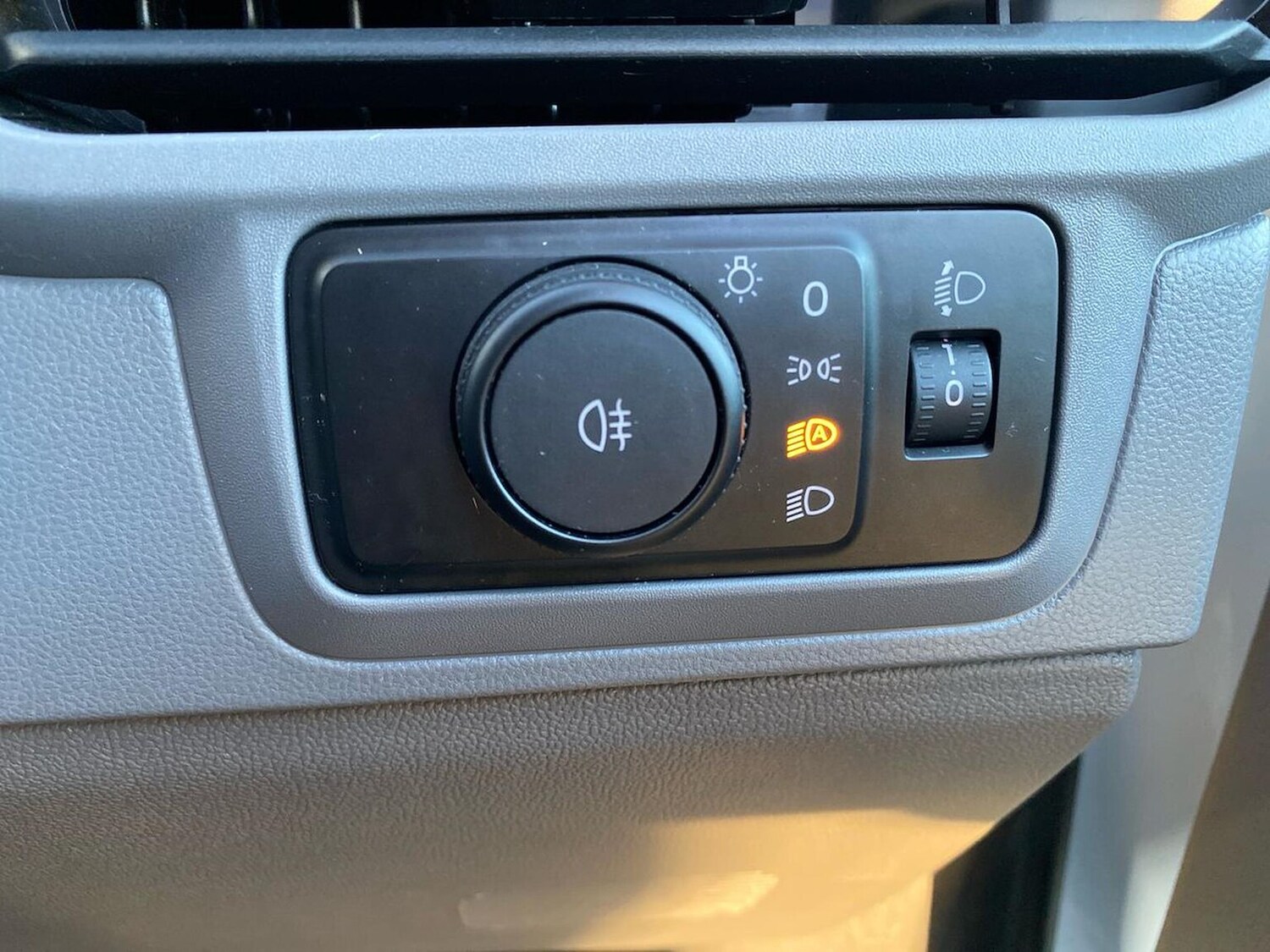 Used Volkswagen Transporter 2025 for sale - 76699522: Photo 32