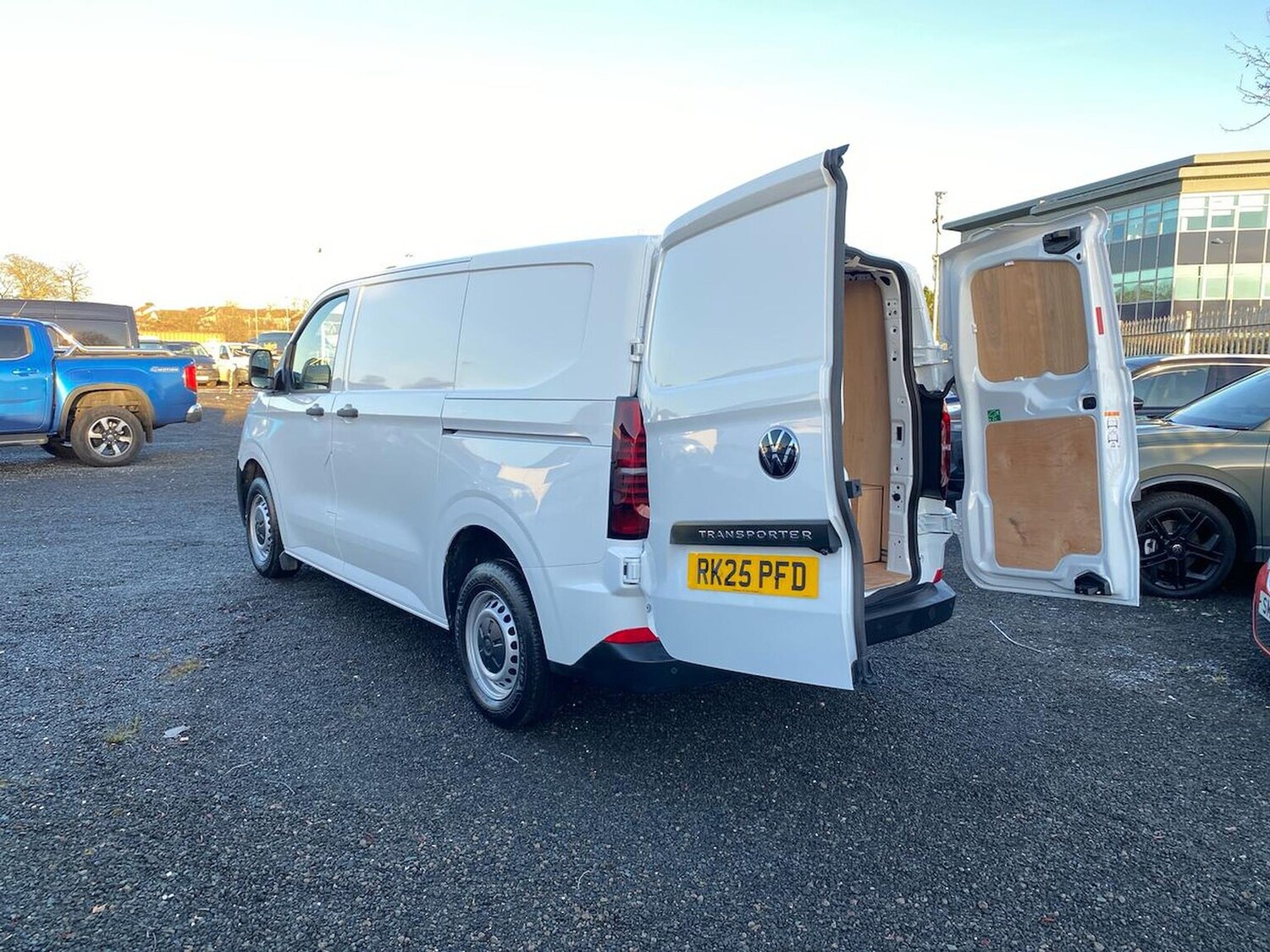 Used Volkswagen Transporter 2025 for sale - 76699522: Photo 38