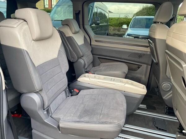 Used Volkswagen Multivan 2024 for sale - 76225065: Photo 30