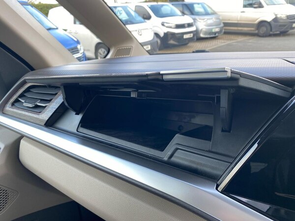 Used Volkswagen Multivan 2024 for sale - 76225065: Photo 40