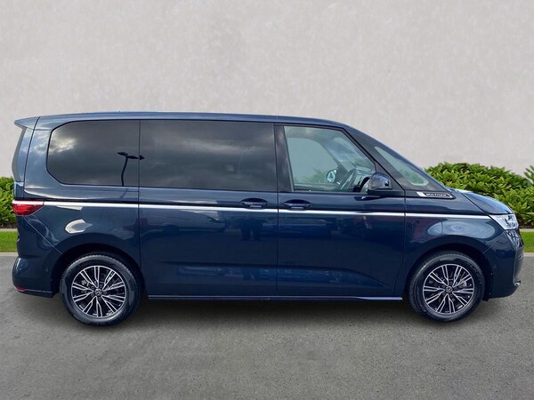 Used Volkswagen Multivan 2024 for sale - 76225065: Photo 4