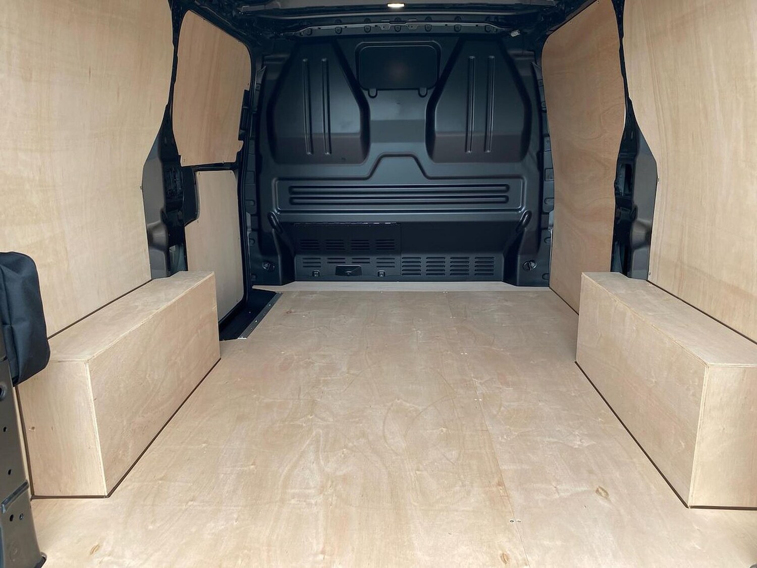 Used Volkswagen Transporter 2025 for sale - 77488695: Photo 11