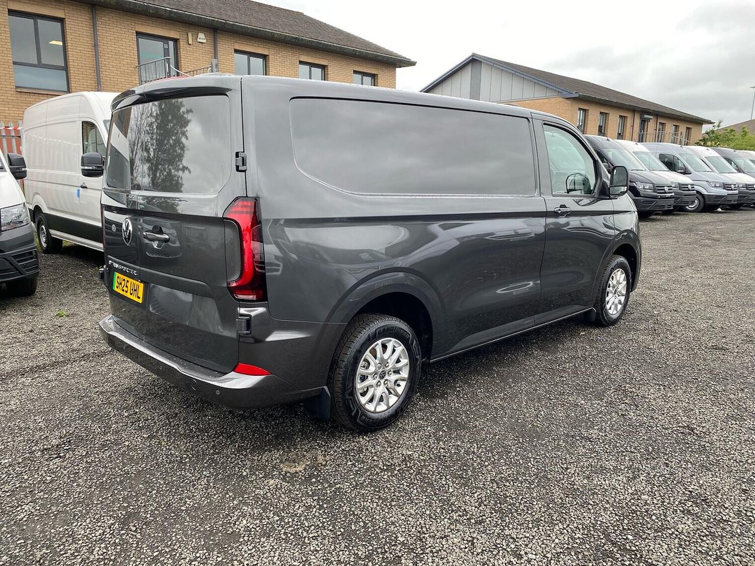 Used Volkswagen Transporter 2025 for sale - 77488695: Photo 24