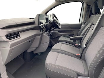 Used Volkswagen Transporter 2025 for sale - 77488718: Photo