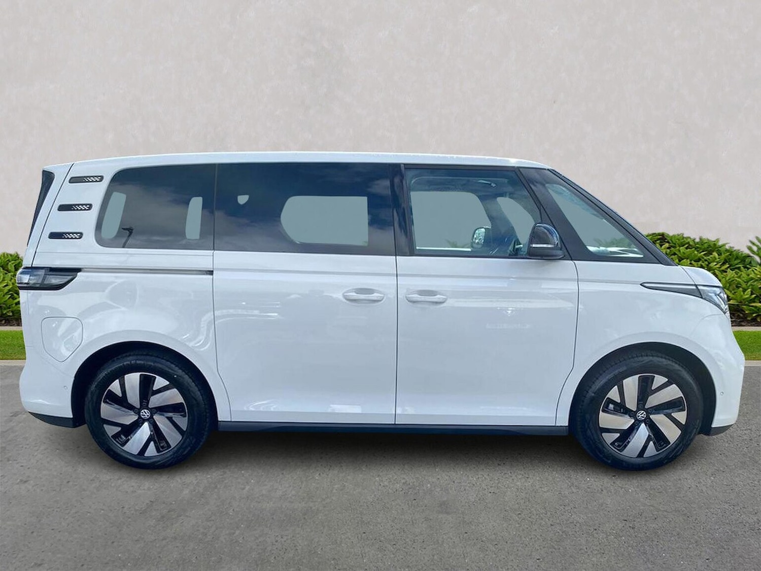 Used Volkswagen ID.Buzz 2025 for sale - 77488668: Photo 4