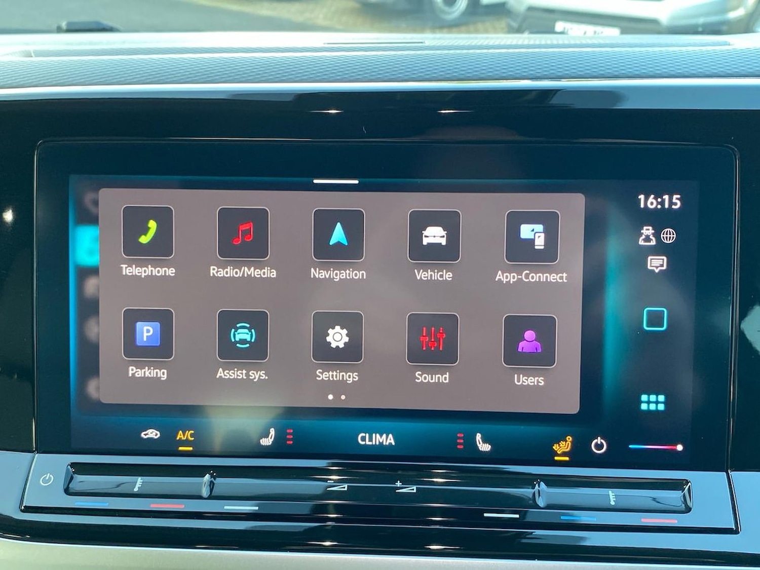 Used Volkswagen Multivan 2025 for sale - 78121893: Photo 11