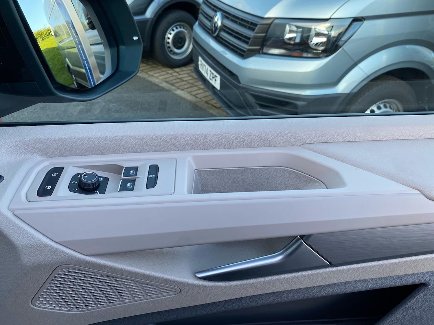 Used Volkswagen Multivan 2025 for sale - 78121893: Photo 16