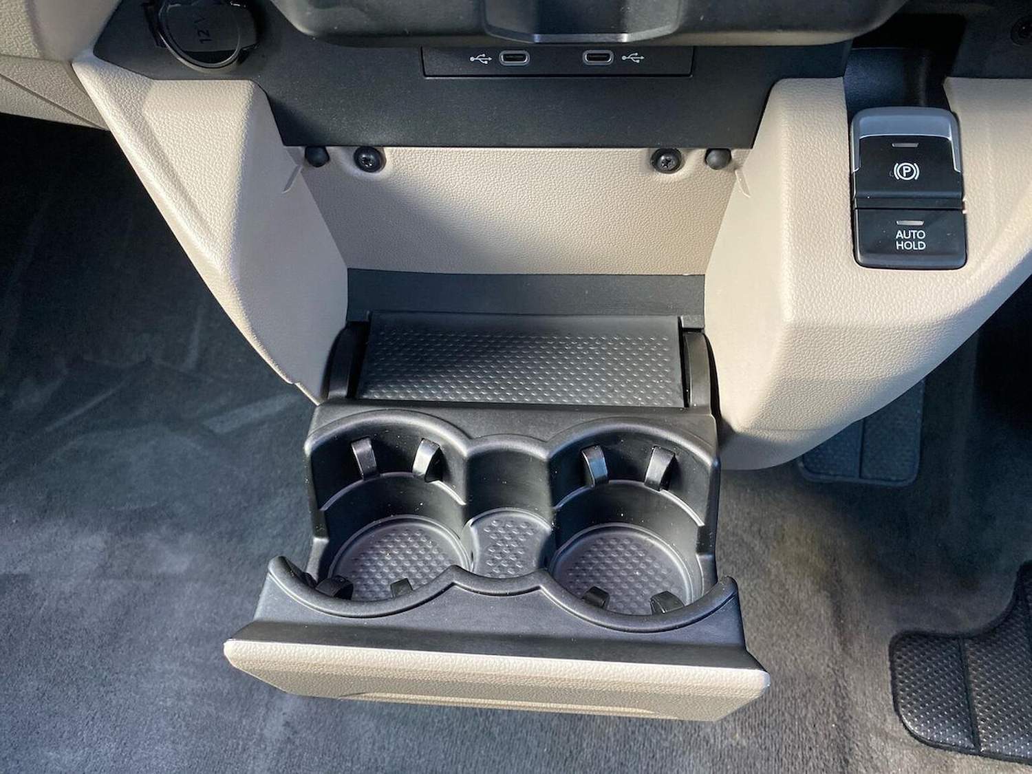 Used Volkswagen Multivan 2025 for sale - 78121893: Photo 31